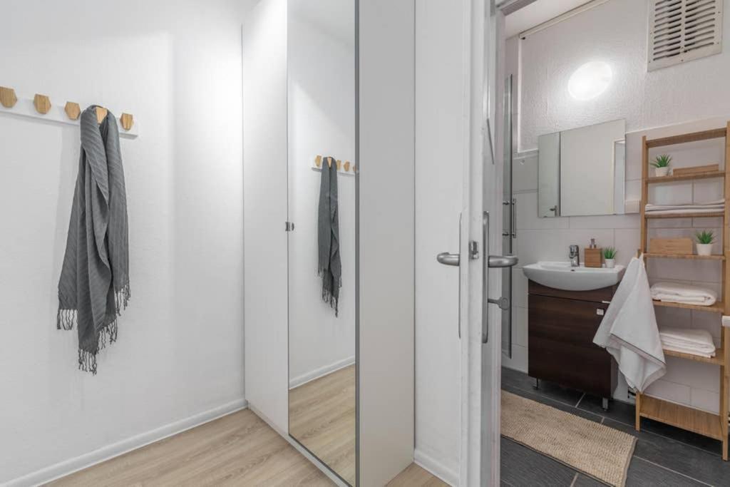 Sauber Und Modern, Netflix, Wifi, Leipzig Flair, Kueche Apartment Ngoại thất bức ảnh